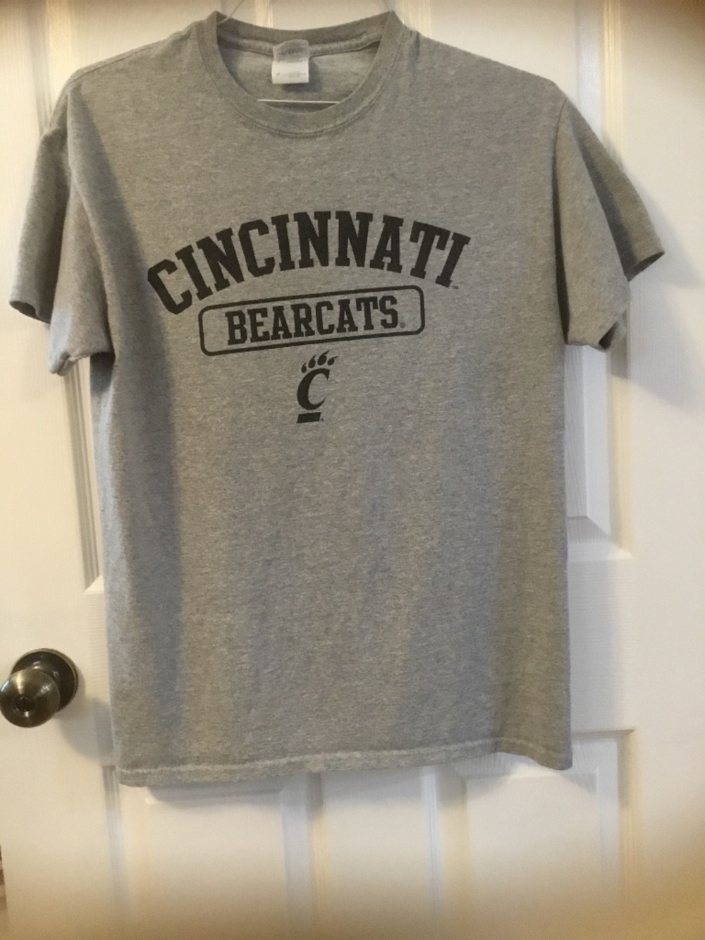 Cincinnati Bearcats (Unisex) T Shirt NICE!